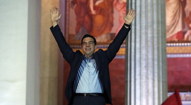 Grecia, trionfa Syriza: il partito di Tsipras vince con il 36%. Ma mancano 2 seggi alla maggioranza
