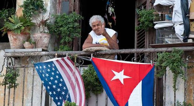 USA - Cuba, ripristinati traghetti e voli aerei. Domenica Castro incontra il Papa