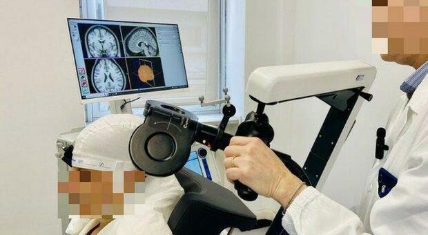 Frosinone, stimolazione magnetici al cervello per curare la ludopatia.