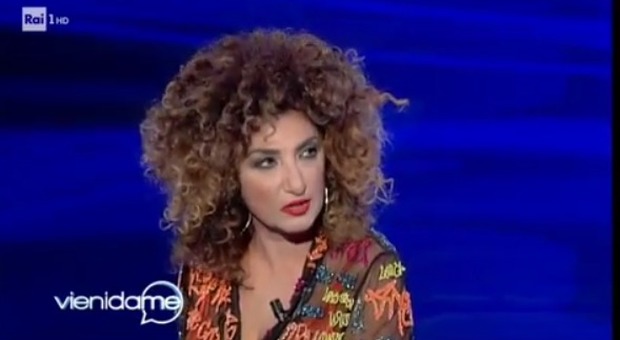 Marcella Bella attacca Caterina Balivo: «Queste sono domande stupide» Video