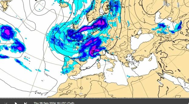 https://statics.cedscdn.it/photos/MED/84/99/8378499_26211731_allerta_meteo_domani.jpg