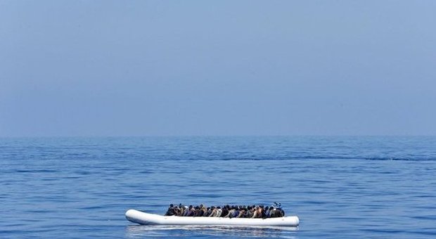 Affonda un altro gommone 40 morti nel Mediterraneo