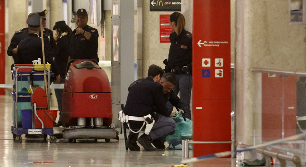 Milano, due militari e un agente Polfer feriti a coltellate da un nordafricano