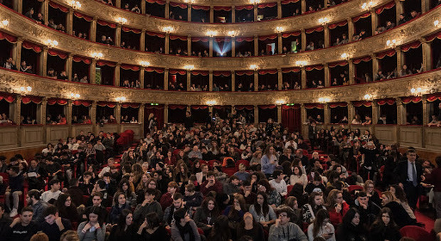 Un'immagine del teatro Argentina
