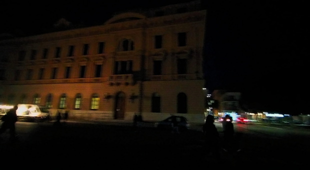 Piazza Libertini al buio