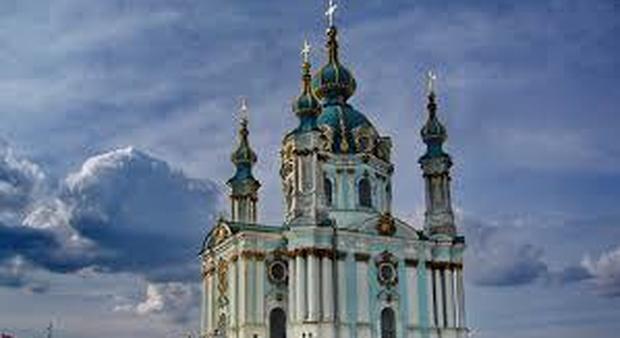 Il governo ucraino dona al patriarca di Costantinopoli la più bella chiesa di Kiev