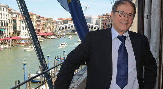 Vittorio Zappalorto, commissario a Venezia