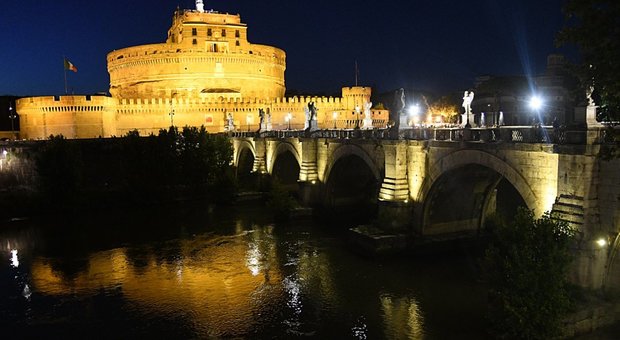 Castel Sant'Angelo brilla di luce nuova: presentata l'illuminazione artistica con 220 proiettori