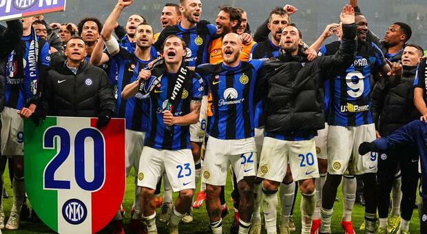 Inter’s players celebrate winning the Scudetto after the Serie A soccer match between Milan and Inter at San Siro stadium , north Italy - Monday 22 , April , 2024. Sport - Soccer . (Photo by Spada/LaPresse)