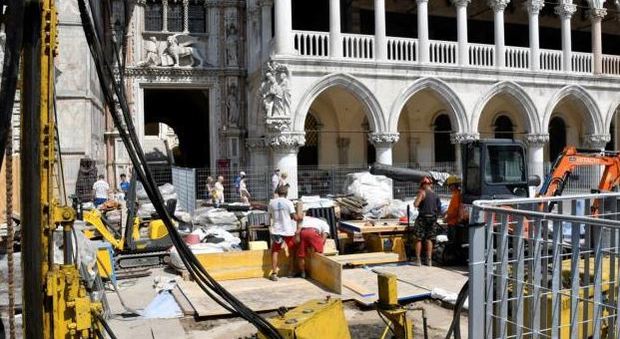 Il cantiere in piazza San Marco