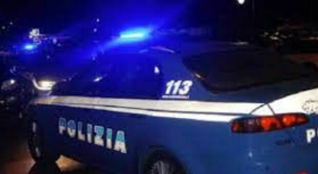 Aggressione fuori da un bar a Taranto: 38enne in ospedale. È stato sfregiato al volto. Un arresto
