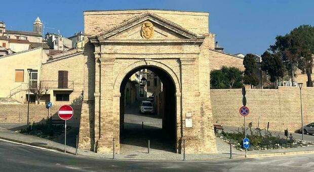 L’area di Porta Galiziano ha un nuovo volto. Completato l’intervento di restyling di uno dei luoghi di accesso simbolo della città