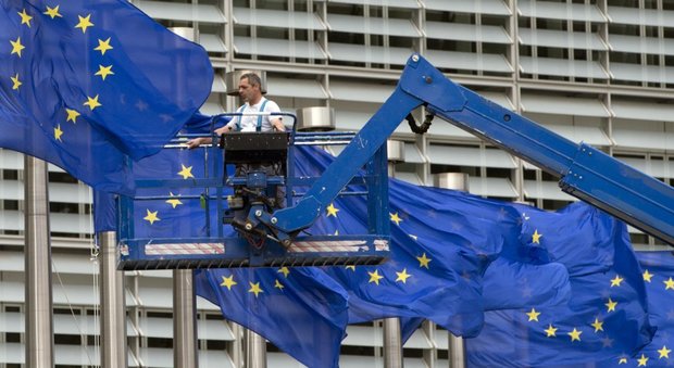 Brexit, Juncker: «Non sarà un divorzio consensuale». I ministri Esteri Ue: «Brexit prima possibile»