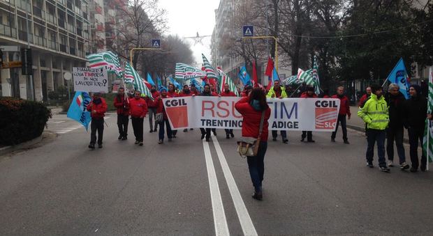Manifestazione dei lavoratori Tim Problemi al traffico a Mestre