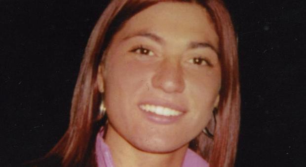 Gelsomina, torturata uccisa e bruciata a 21 anni: si riapre la caccia agli impuniti