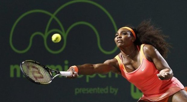 A Miami Serena Williams agguanta la finale, Djokovic batte Ferrer, sorprende John Isner