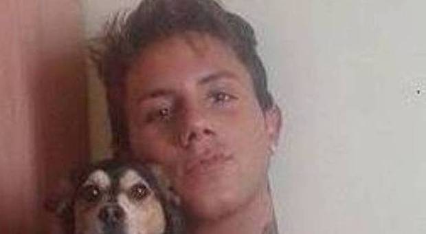 Marco, 25 anni, trovato morto in un casolare abbandonato: era scomparso da due giorni