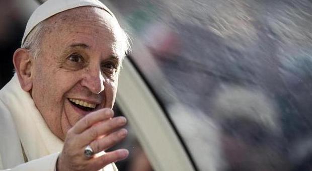 "Il Papa è malato". Padre Lombardi smentisce il Qn: notizie infondate