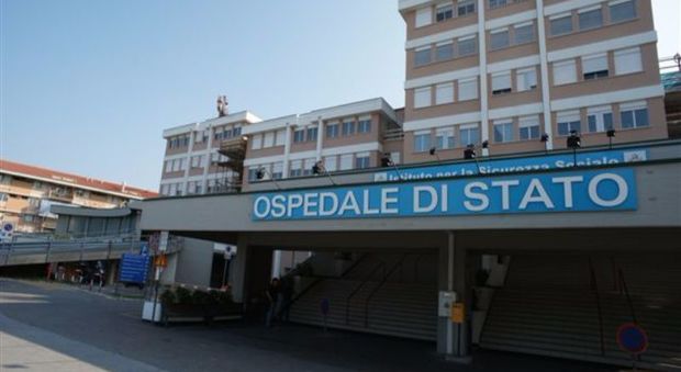 Ragazzina 17enne (italiana) cade dalla moto, l'ospedale di San Marino la respinge: «È straniera»