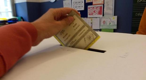 Elezioni, gli italiani all’estero hanno cominciato a votare
