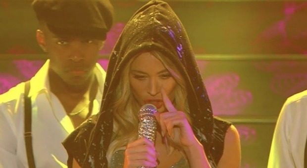Sanremo 2020, Diletta Leotta canta Ciuri Ciuri. Il web insorge: «Eminem non si tocca»