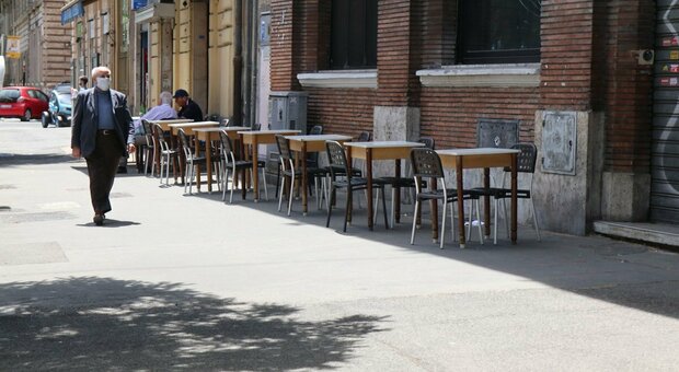 Roma, tavolini in centro: il Tar respinge il ricorso dei residenti