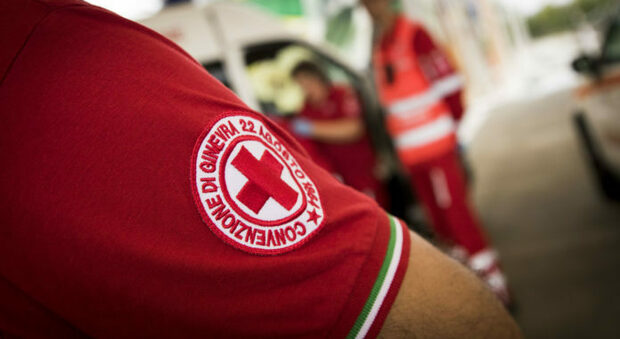 Covid, minacce e insulti nel traffico ai volontari della Croce Rossa
