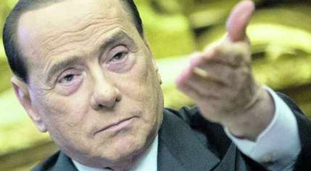 Berlusconi: «Le unioni gay? Un diritto. E dico sì al premio di lista»