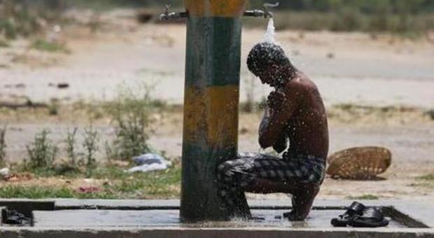 India, il caldo killer provoca una strage: oltre 1150 morti in pochi giorni