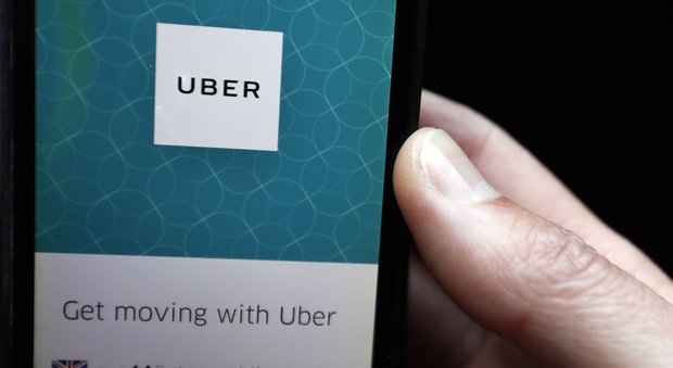 Uber, prima sconfitta in aula: dovrà riconoscere ferie e salario minimo agli autisti