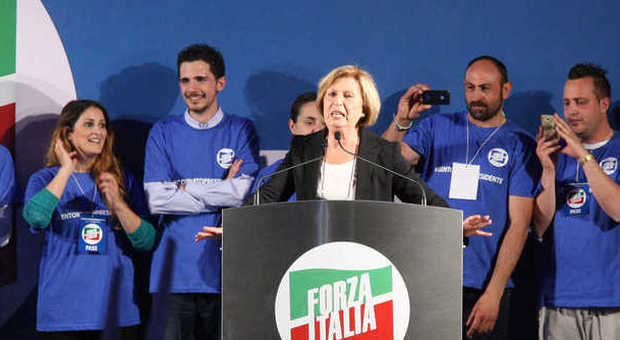 Adriana Poli Bortone sospesa da Fratelli d'Italia-Alleanza Nazionale. «Siamo alle comiche finali»