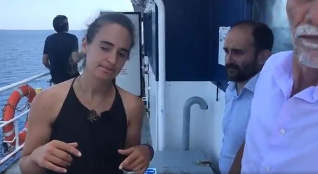 Carola Rackete, la capitana di Sea Watch rischia il carcere sino a 12 anni e una maxi-multa