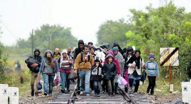 Da mercoledì il piano accoglienza Ue: dall'Italia via i primi 24 mila profughi