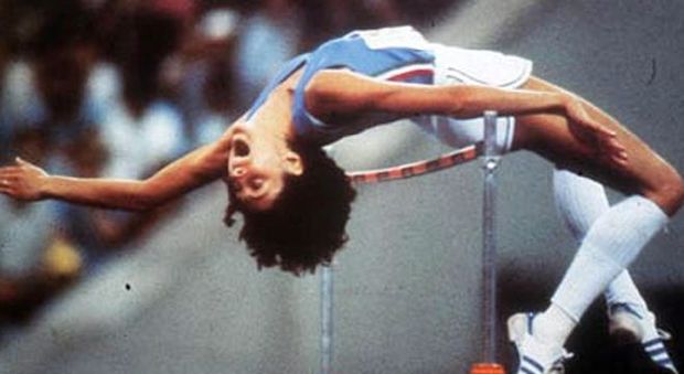 Sara Simeoni, l'atleta veronese che saltava 2 metri: «Volevo fare la ballerina, ma mi hanno scartata...»