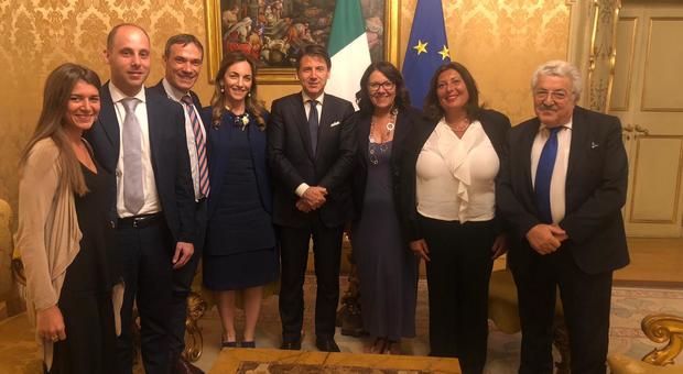 M5S, delegazione da Conte: «Subito misure emergenziali per la Campania»