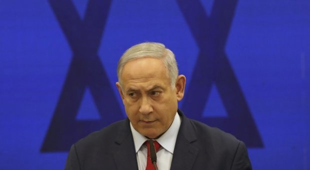 Netanyahu incriminato, Israele nel caos. Lui: è un tentato golpe