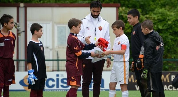 La Scuola Calcio AS Roma incotra i giovani del Roma Club Gerusalemme