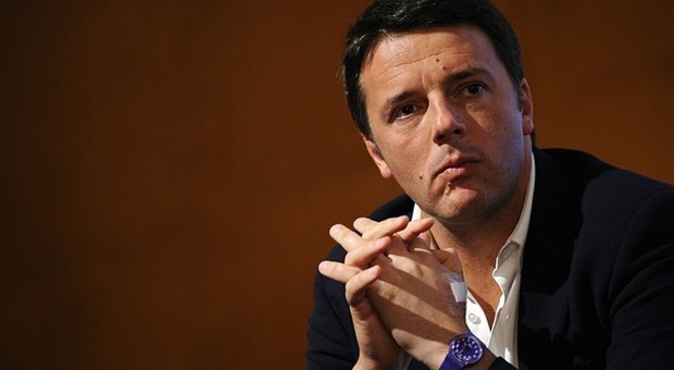 Scuola, Renzi sposta il dibattito su Twitter: botta e risposta con i professori