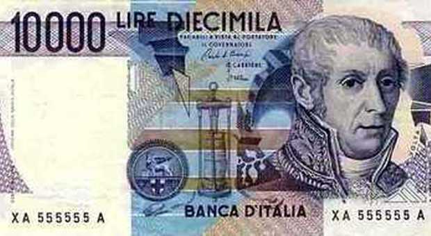 Una banconota da diecimila lire