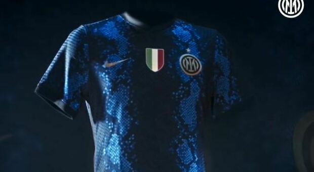 Inter, presentata la nuova maglia ufficiale per le partite in casa