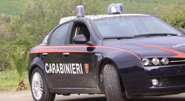 Le indagini sono svolte dai carabinieri