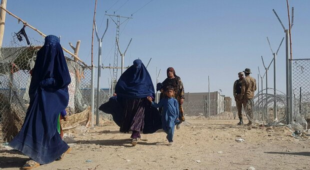 Talebani, leggi e punizioni: dal burqa al divieto di guardare la tv