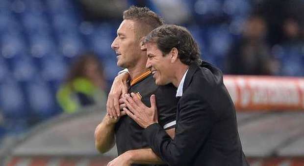 La Roma ritrova Totti, Garcia: "Col Torino una finale". Curva chiusa, club pronto al ricorso