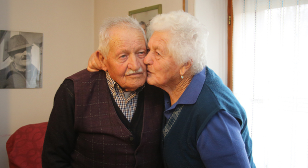 Elvira e Angelo, settant'anni insieme: «Ecco il segreto del nostro amore»