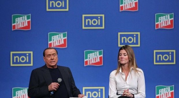 Berlusconi al raduno dei giovani di Forza Italia (Di Meo/Ansa)