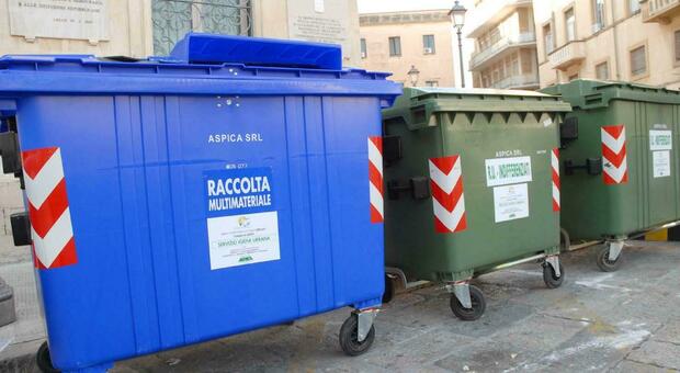 Lecce, nuovo regolamento edilizio: bici, differenziata e anche alberi nei parcheggi
