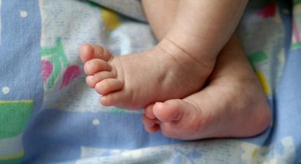 Padova, partorisce a 13 anni e resta senza famiglia: neonato in affido, fidanzato sparito