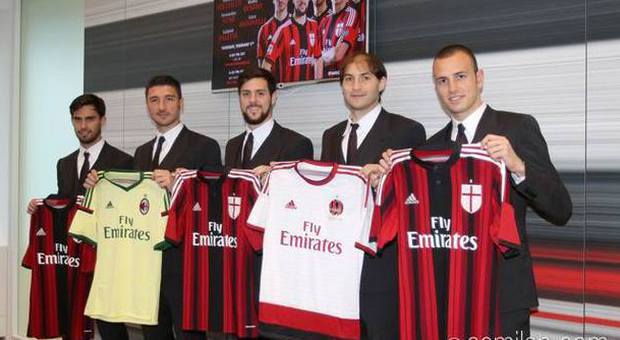 Milan, ecco i nuovi acquisti. Galliani: "Squadra ​sempre più italiana, nessun aut-aut a Inzaghi"