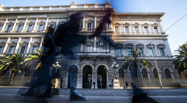 Bankitalia vede oltre la recessione: «L'economia italiana torna a crescere». Bene il lavoro