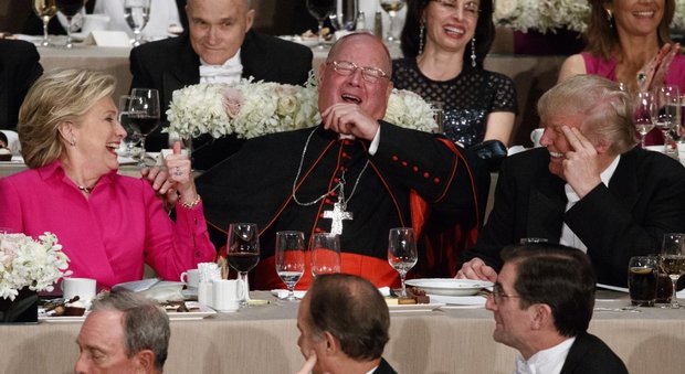 Hillary Clinton, il cardinale Timothy Dolan e Donald Trump